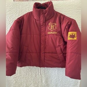 Harry Potter Wizarding World Hogwarts Women’s large Puffer Jacket